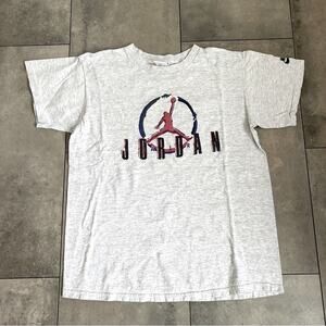 Nike Air Jordan gray logo t shirt youth unisex large (14/16)
